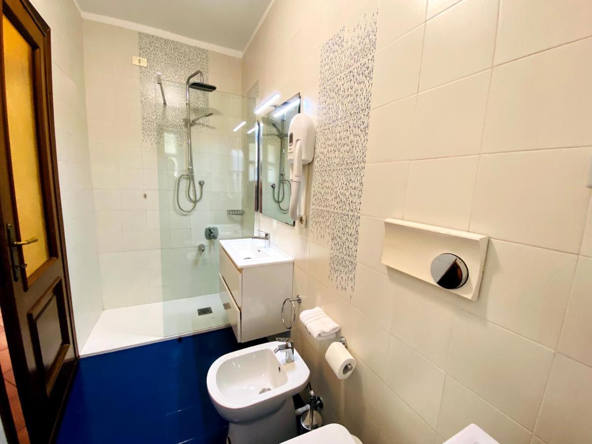 Il Borgo Aparthotel Finale Ligure Luaran gambar